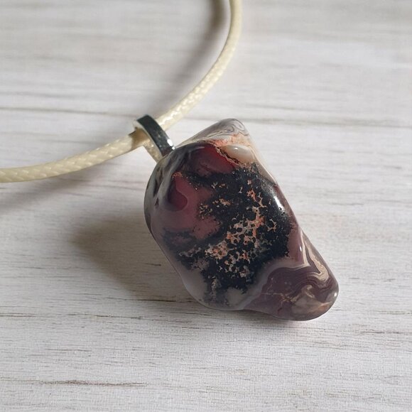 Handcrafted Lace Agate Pendant Necklace Adjustable Leather Cord Lobster Clasp - Picture 1 of 6